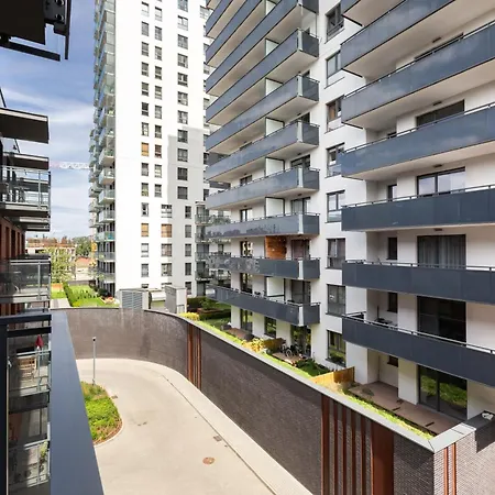 Walowa Prestige By Bookinghost Apartment